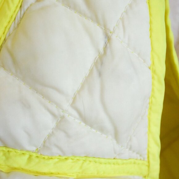 *Lululemon* What the Fluff Vest in "Clarity Yellow" - REVERSIBLE - size 4 ($128) - Picture 15 of 16